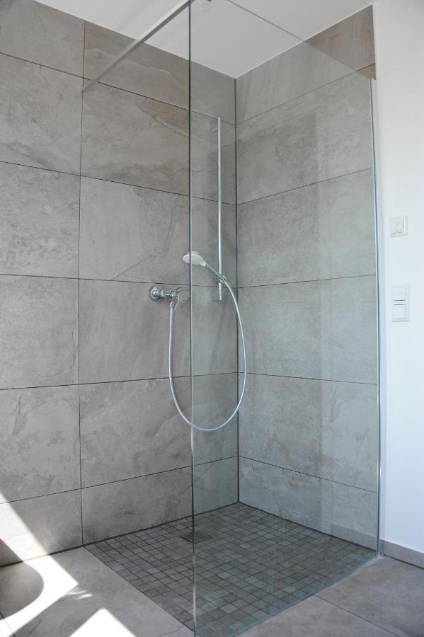 Kleine Studio-Wohnung, Kontaktloser Check-In Meckenbeuren Exteriér fotografie